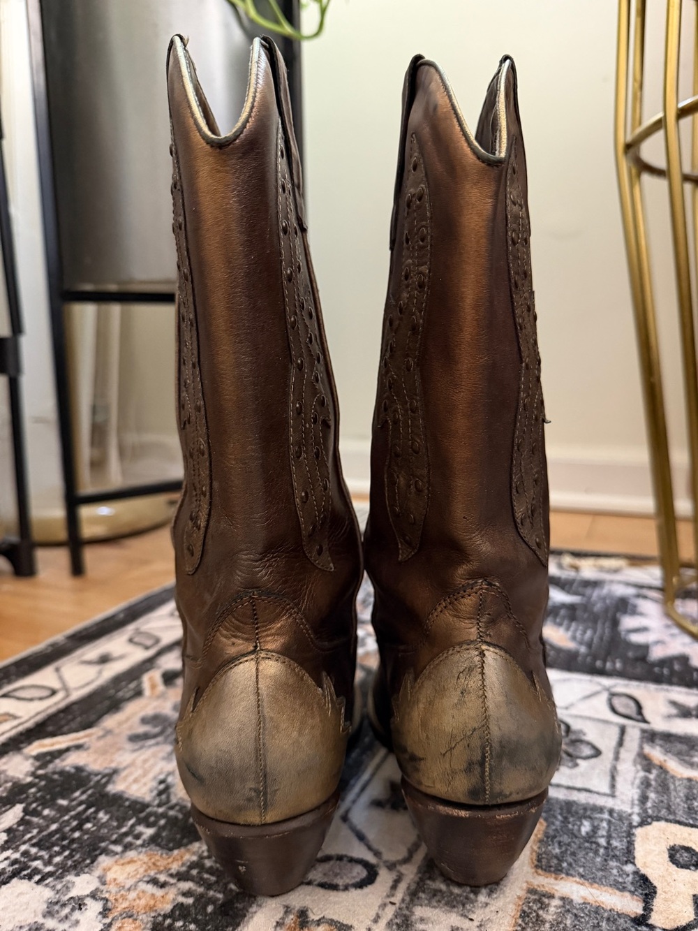 BCBGirls Y2K Western Cowboy Boots Women’s 7.5 Metallic Bronze Gold Studded - Picture 3 of 13